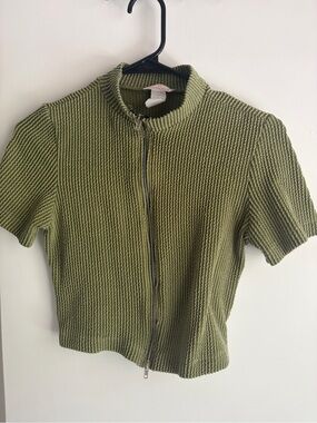 Olive Green Ribbed Zip-Front Short Sleeve Crop Top